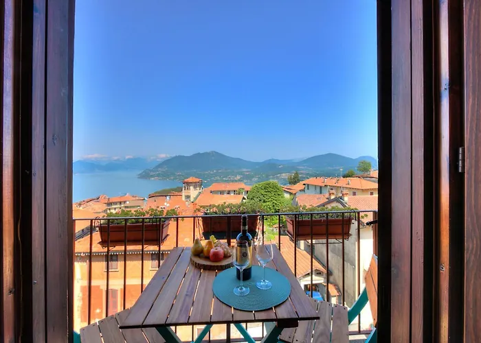 Charming Magognino Hills View - Happy Appartamento Stresa